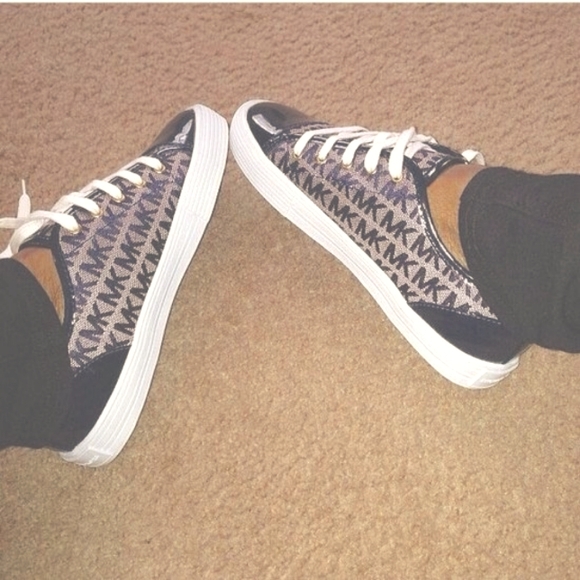 MICHAEL KORS - Picture 3 of 4